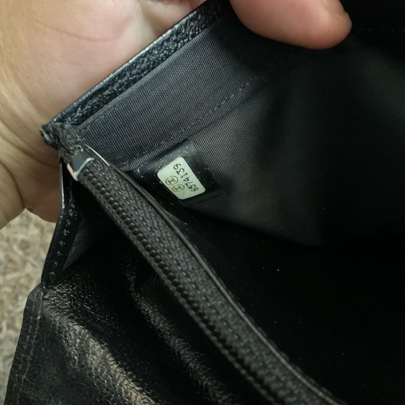 Chanel Black Wallet with Chain - Picture 3 of 4